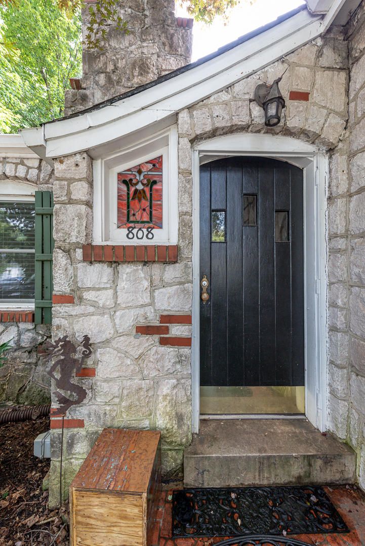 808 Mountain View Ave, Maryville, TN 37803