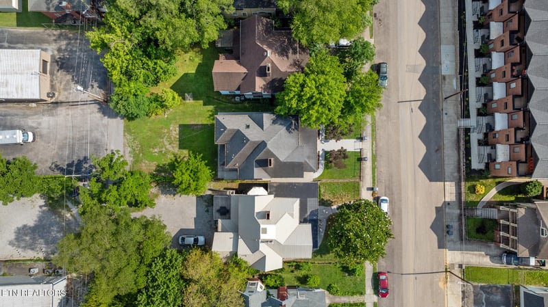 808 N 4th Ave, Knoxville, TN 37917