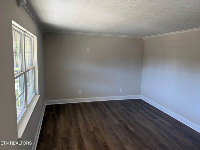 808 Valley St, Seymour, TN 37865