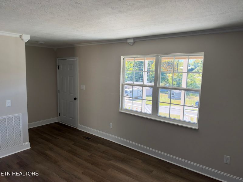 808 Valley St, Seymour, TN 37865