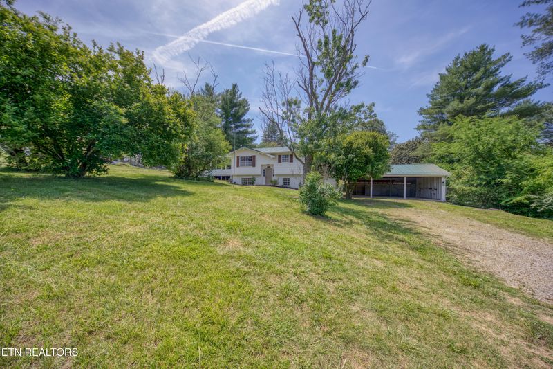 808 Williamson Chapel Rd, Maryville, TN 37801