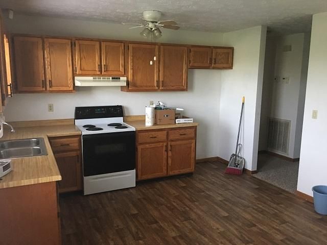 809 Deer Lodge Hwy, Sunbright, TN 37872