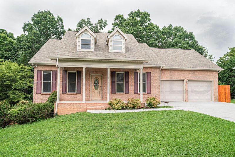 809 Reagan View Ln, Seymour, TN 37865