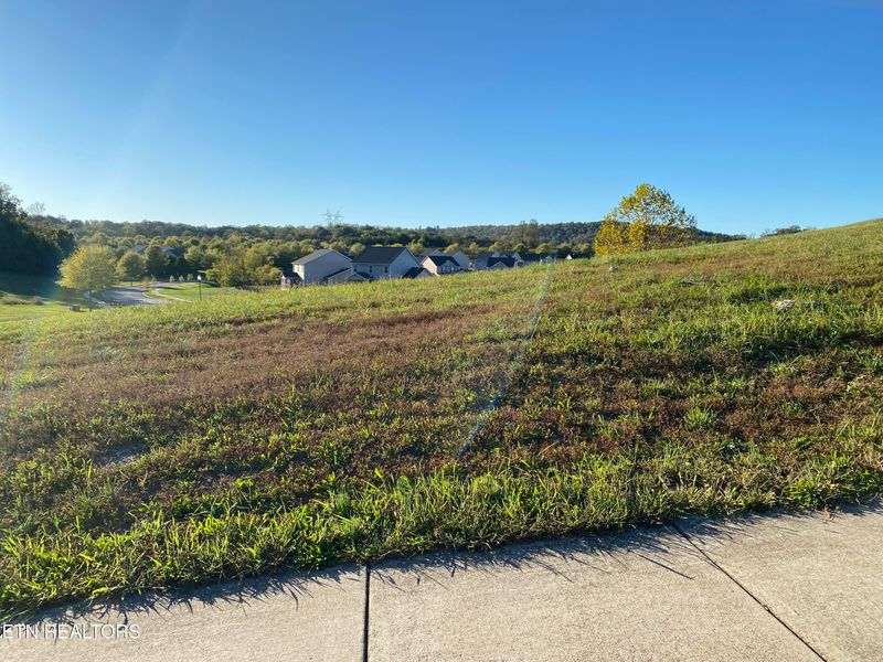 81 E Elderberry St, Oak Ridge, TN 37830