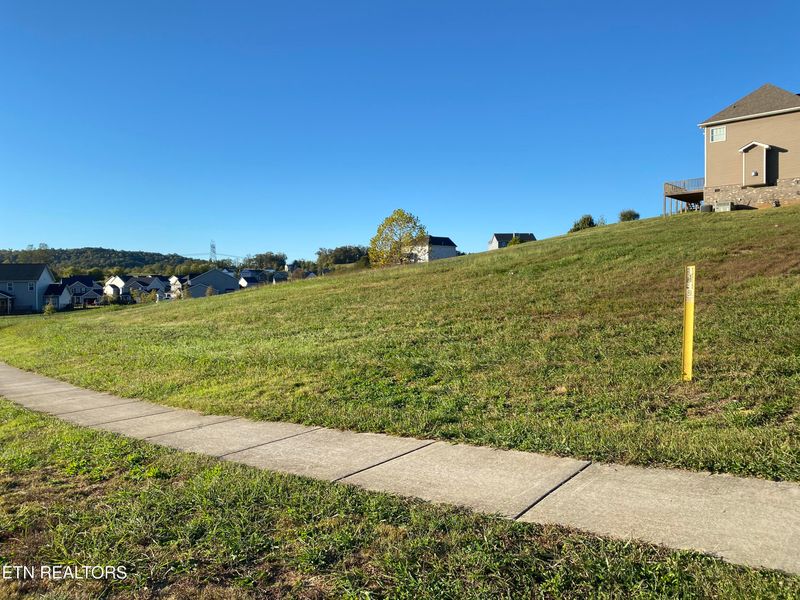 81 E Elderberry St, Oak Ridge, TN 37830