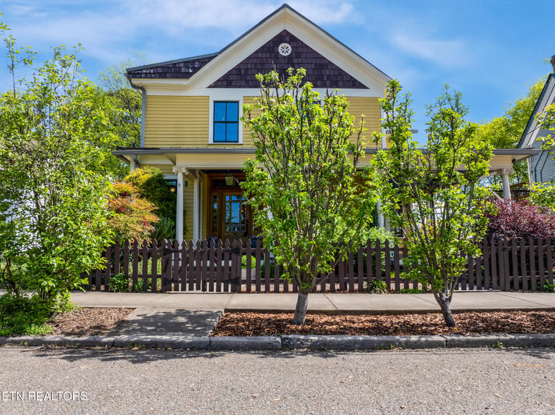 810 Deery St, Knoxville, TN 37917