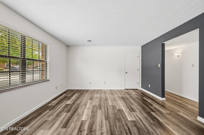 810 Highland Dr #501, Knoxville, TN 37912