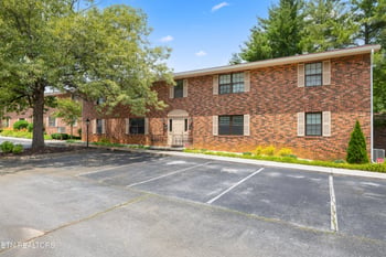 810 Highland Dr #501, Knoxville, TN 37912