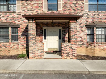 810 Highland Dr #604, Knoxville, TN 37912