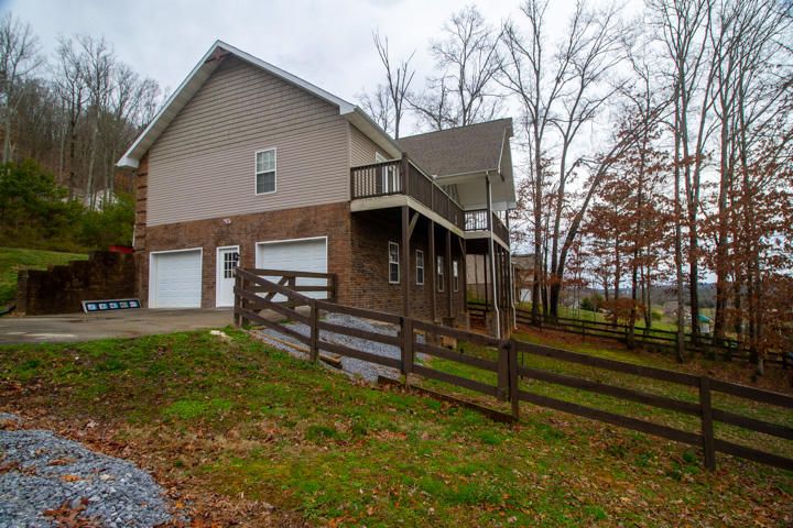 810 Mountain Grove Ln, Seymour, TN 37865