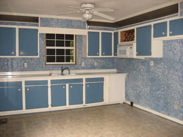 810 Topoca Tr, Athens, TN 37303