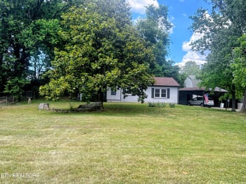 810 Velma Ln, Murfreesboro, TN 37129