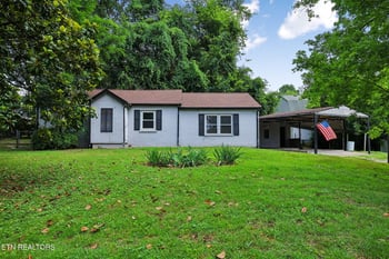 810 Velma Ln, Murfreesboro, TN 37129