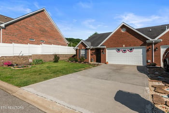 8100 Gatekeeper Way, Knoxville, TN 37931