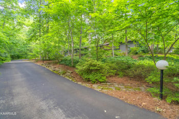 8101 Osler Ln, Knoxville, TN 37909