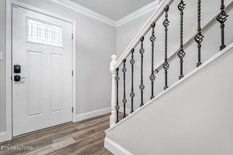 8105 Sabre Dr, Knoxville, TN 37919