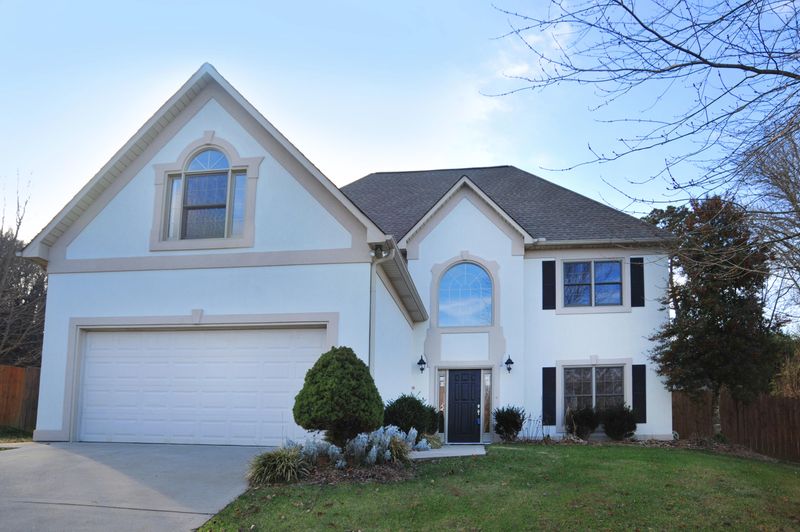 8107 Tamarack Rd, Knoxville, TN 37919