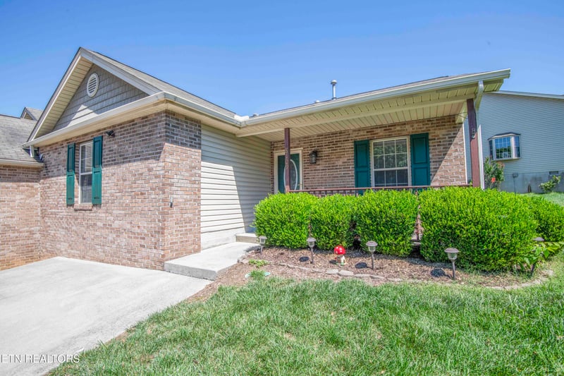 8109 Pepperdine Way, Knoxville, TN 37923