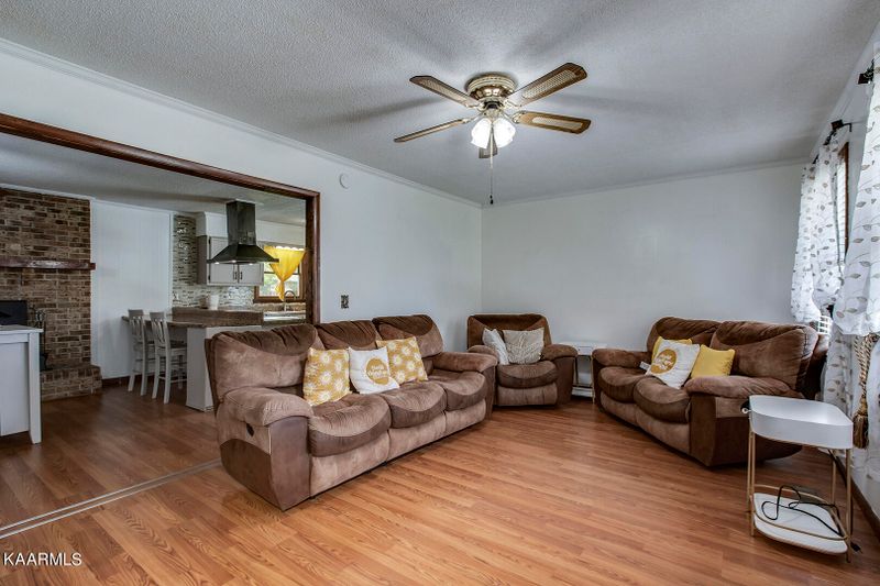 811 Northside Dr, Athens, TN 37303