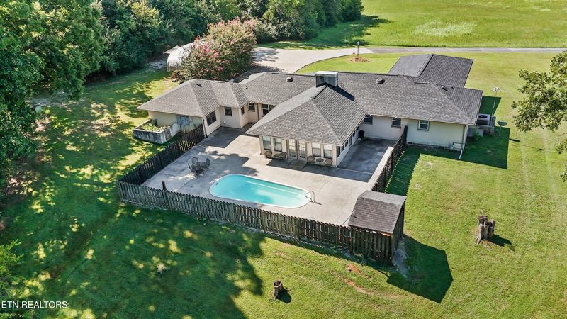 811 Old Hwy 68, Sweetwater, TN 37874