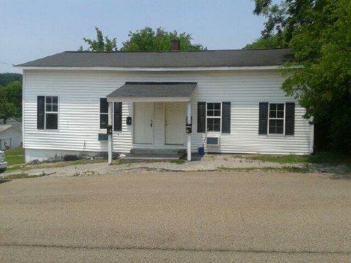 811 Siluria St, Harriman, TN 37748