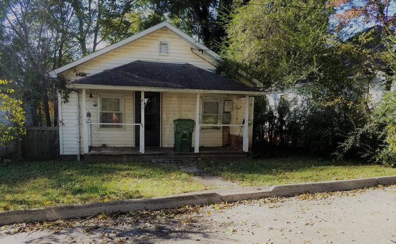 811 Walnut St, Maryville, TN 37804