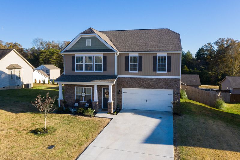 8118 Thunder River Tr, Corryton, TN 37721