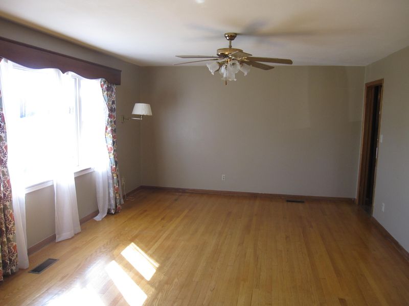 812 Bonnyview Ave, Kingston, TN 37763