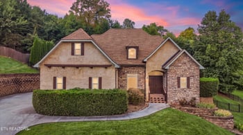 8121 Laurel Falls Ln, Knoxville, TN 37931