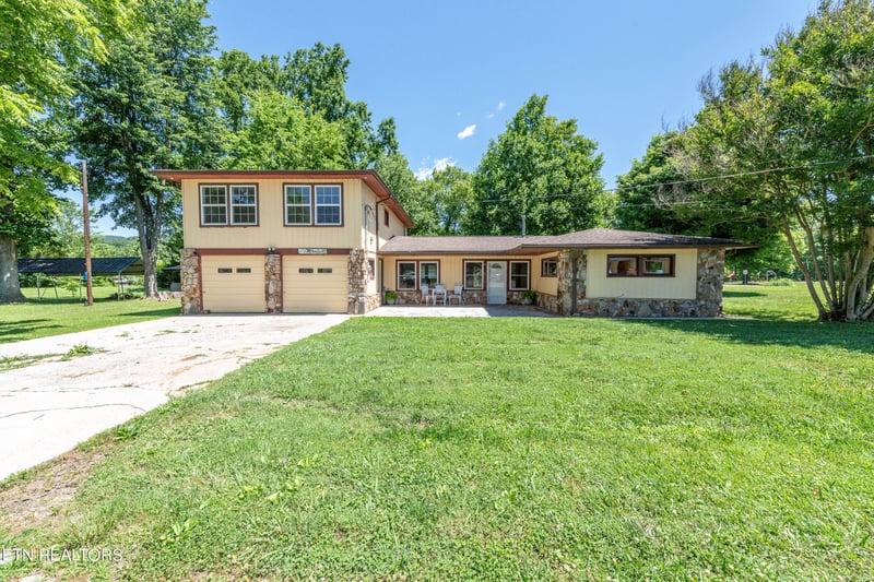 8121 Old Highway 73, Townsend, TN 37882
