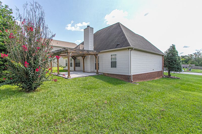 8121 Thunder River Trl, Corryton, TN 37721