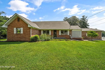 8124 Bell Rd, Knoxville, TN 37938