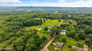 8124 Bell Rd, Knoxville, TN 37938