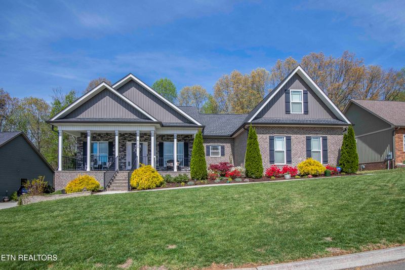 8125 Frederick John St, Knoxville, TN 37938