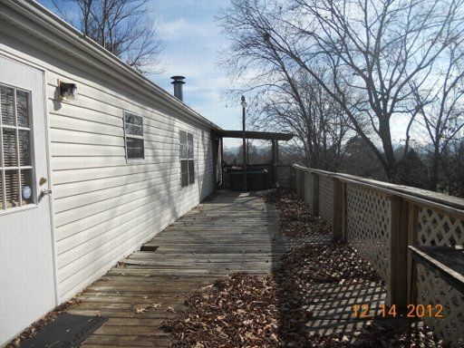 8125 Harmon Rd, Powell, TN 37849
