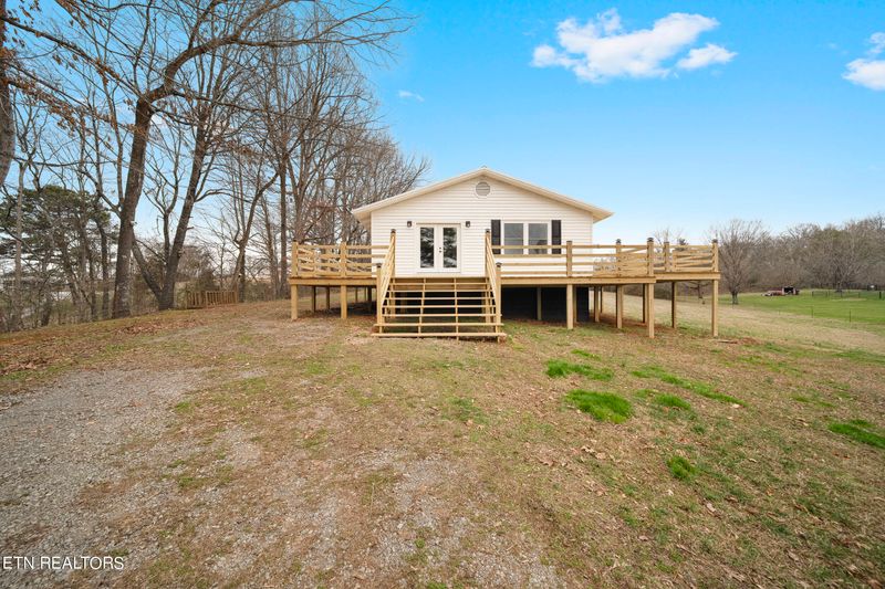 8128 W Meadow Rd, Greenback, TN 37742