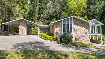 8129 NW Ainsworth Dr, Knoxville, TN 37909