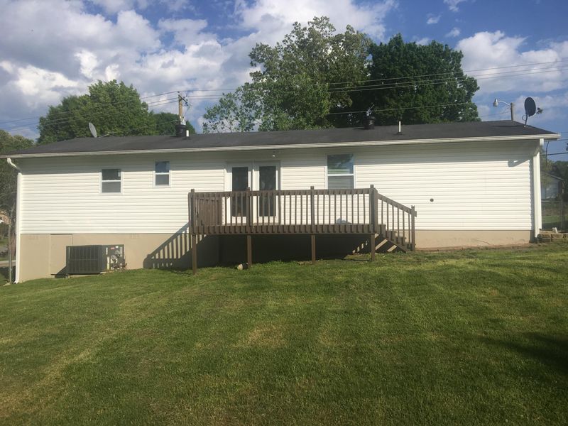 813 E Beaver Creek Dr, Knoxville, TN 37918
