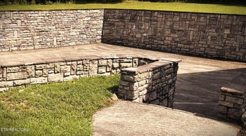 813 Mayland Rd, Crossville, TN 38571