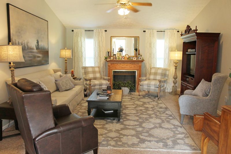 813 Reagan View Ln, Seymour, TN 37865