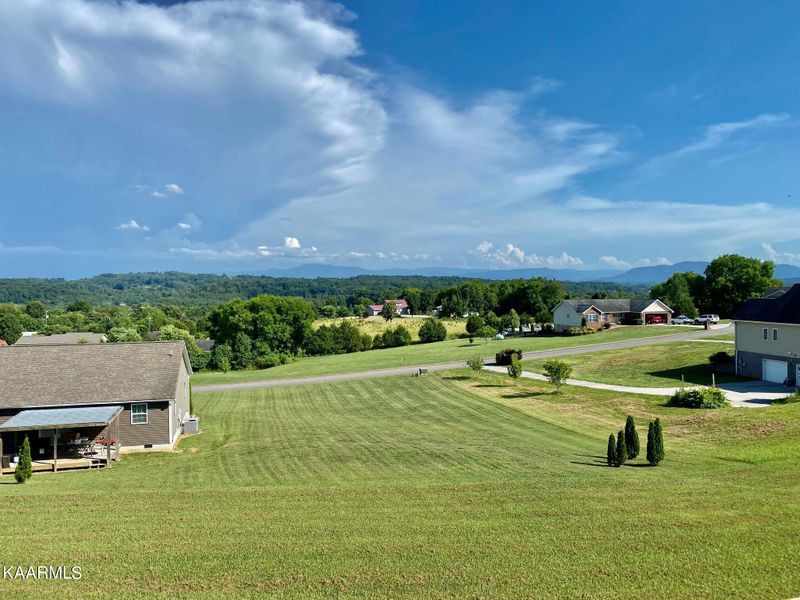 813 Wehali Tr, Kodak, TN 37764