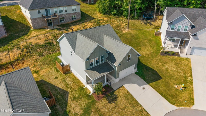 8137 Chapel Hill Ln, Knoxville, TN 37938