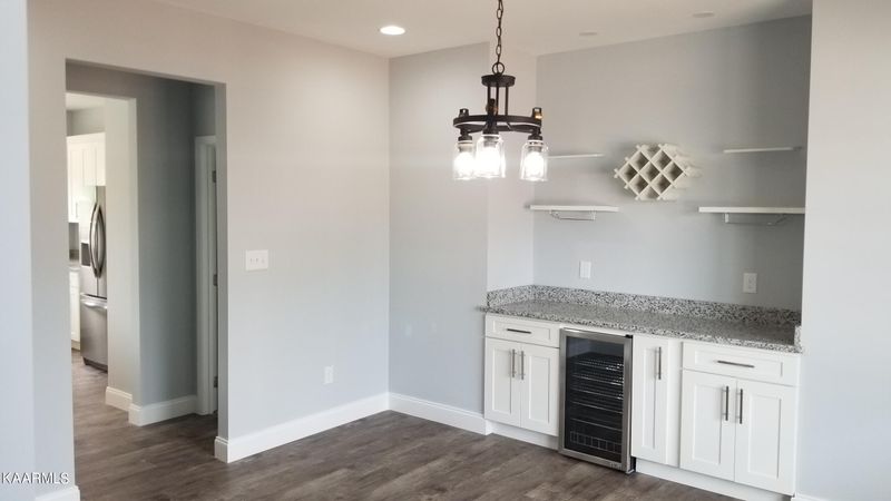 8138 Thunder River Tr, Corryton, TN 37721