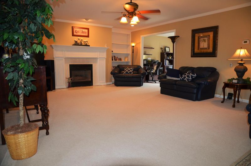 8139 Jack Russell Ct, Powell, TN 37849