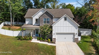 8139 Vassar Ln, Knoxville, TN 37938
