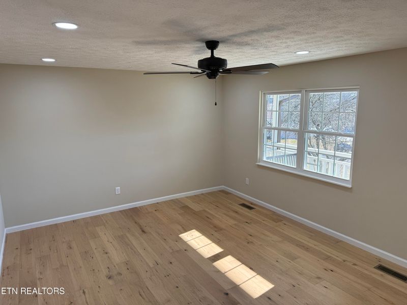 814 Valley St, Seymour, TN 37865
