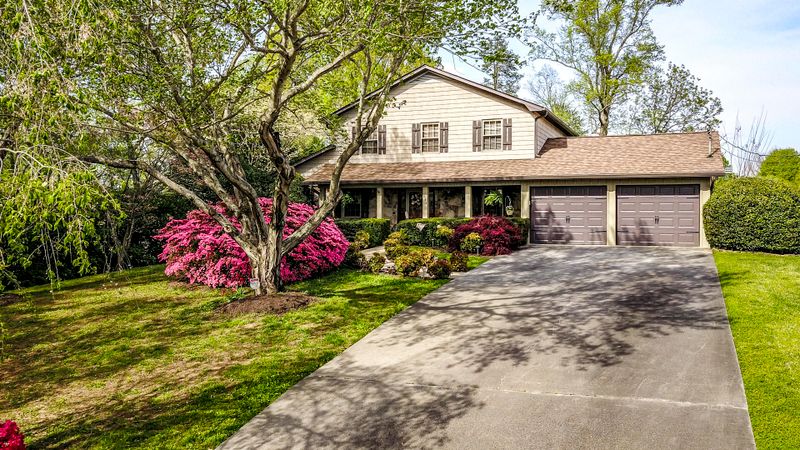 814 Virginia Dr, Maryville, TN 37803