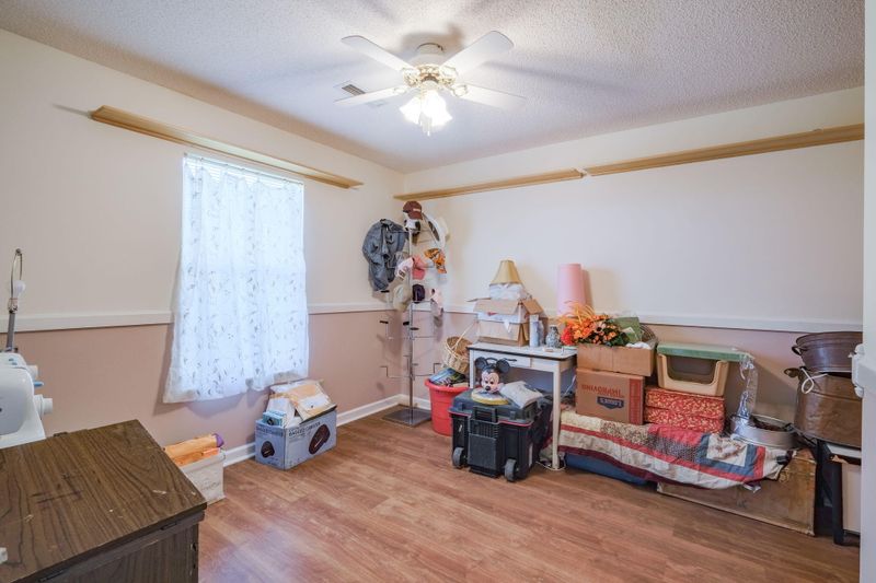 814 Wakebridge Blvd, Powell, TN 37849