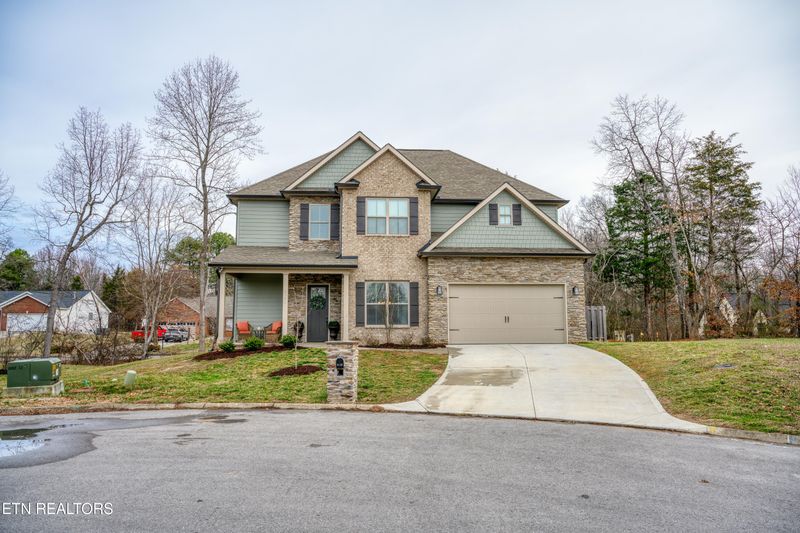 8140 Cornell Ln, Knoxville, TN 37938