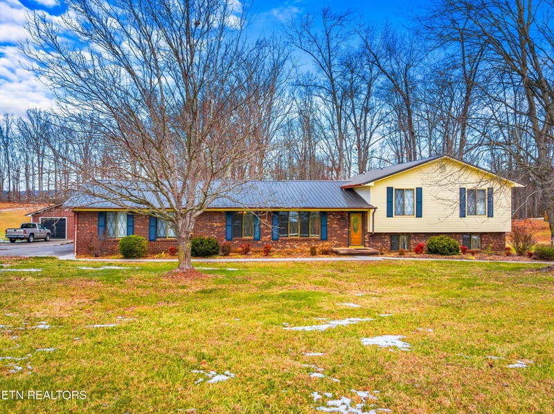 8151 E Andrew Johnson Hwy, Whitesburg, TN 37891